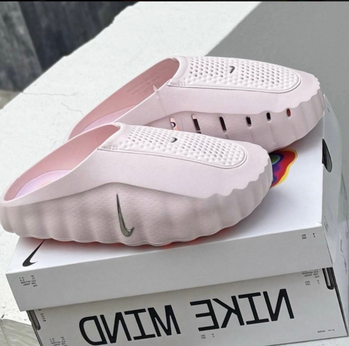 NIKE MIND SLIDES