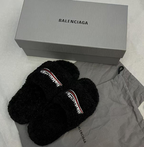 Balenciaga Trendy Slides